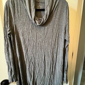 CuddlDuds cowl neck Ladies tunic